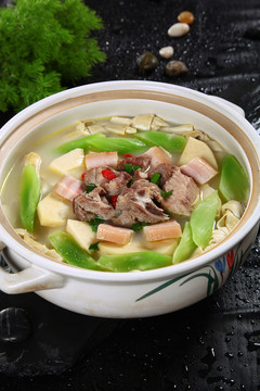 腌笃鲜
