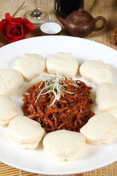 京酱肉丝夹饼