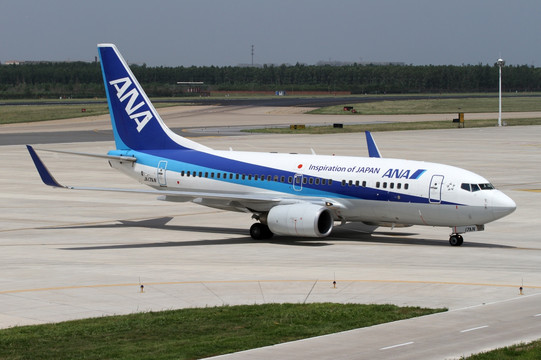 飞机滑行 日本全日空航空