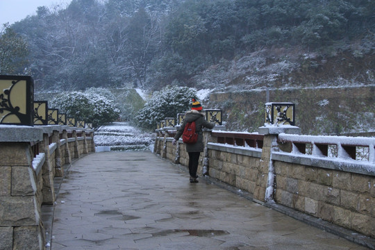 长沙梅溪湖桃花岭雪景