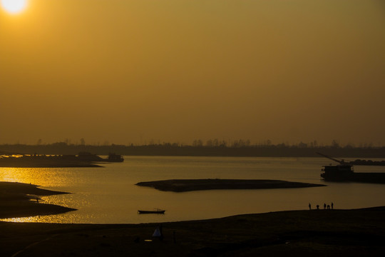 长沙望城铜官窑湘江夕阳