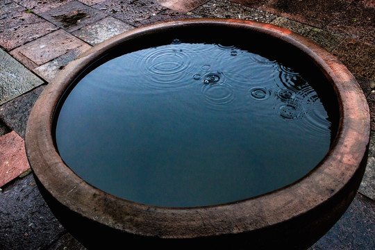 南农村水缸 古代水缸