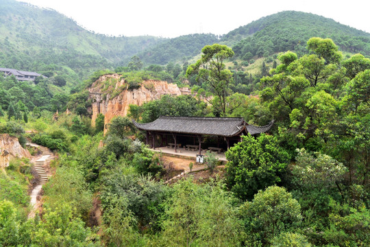 西昌黄联土林