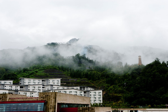 阿坝师范学院高清雾景美图