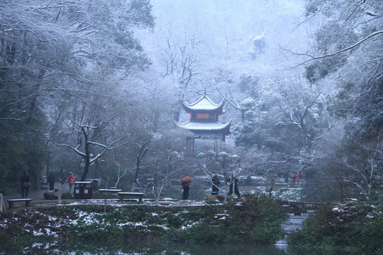 岳麓山爱晚亭雪景