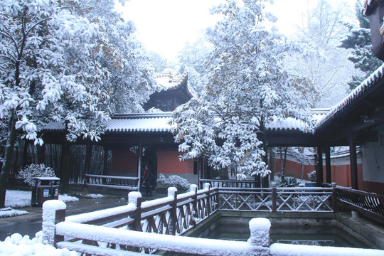 岳麓山麓山寺雪景