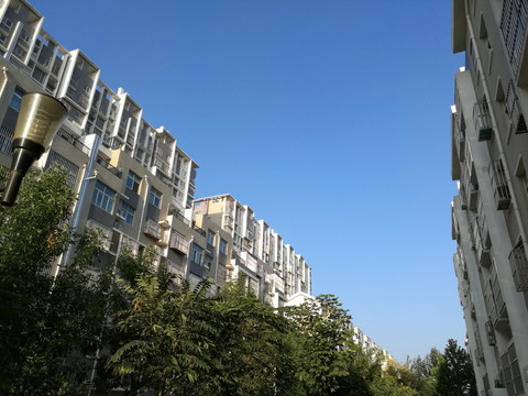 碧蓝的天空