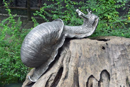 蜗牛雕塑 现代雕塑 金属雕塑