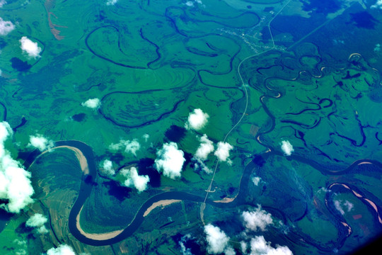 大地河流