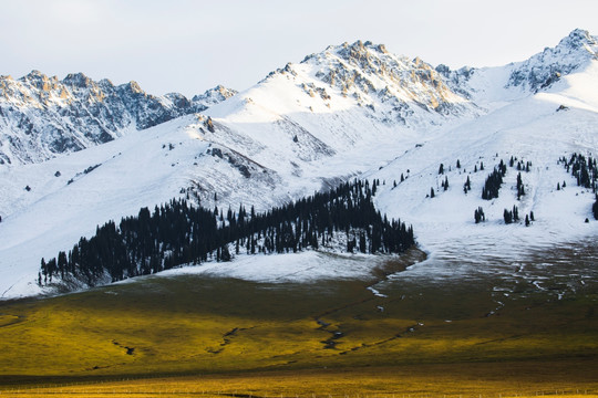 雪山