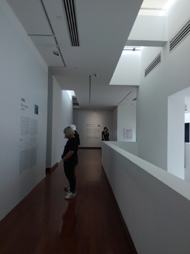 美术馆走廊