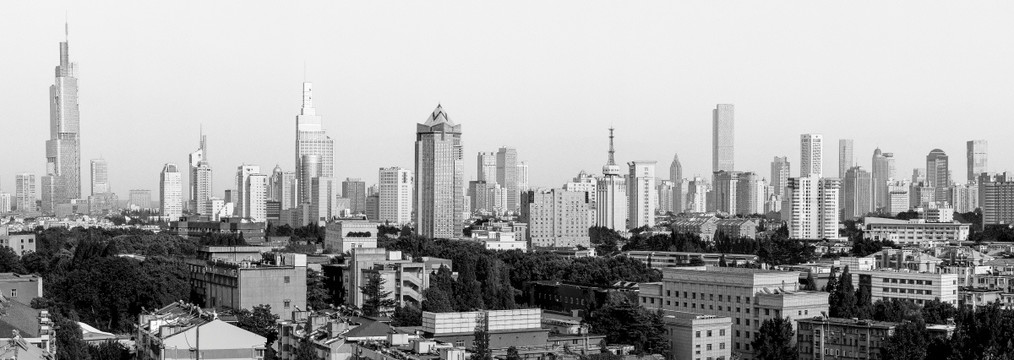 黑白都市楼群全景