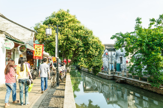 山塘街和山塘河