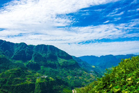 笔架山 崇山峻岭