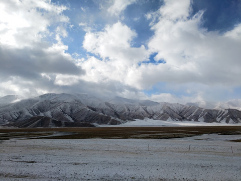 高山雪甸