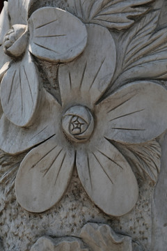石雕盛开的花花朵