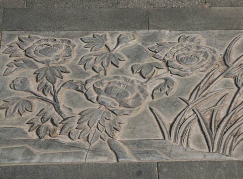 牡丹花图案石刻