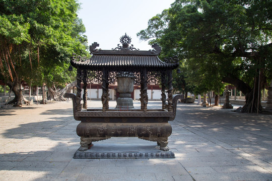 寺庙香炉