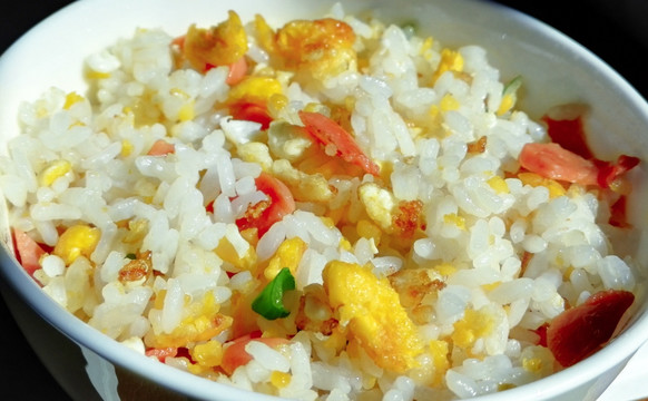 火腿蛋炒饭