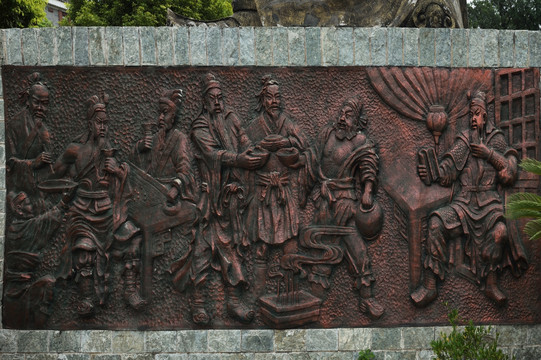 三国人物雕像