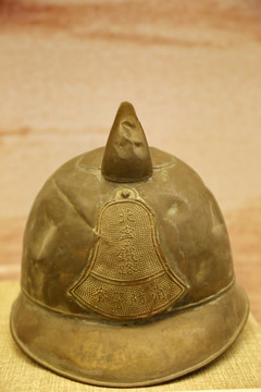 北宁铁路消防铜头盔