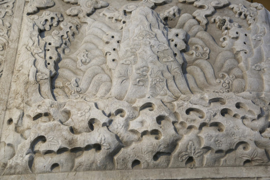 五五塔寺石刻浮雕山水纹丹陛石