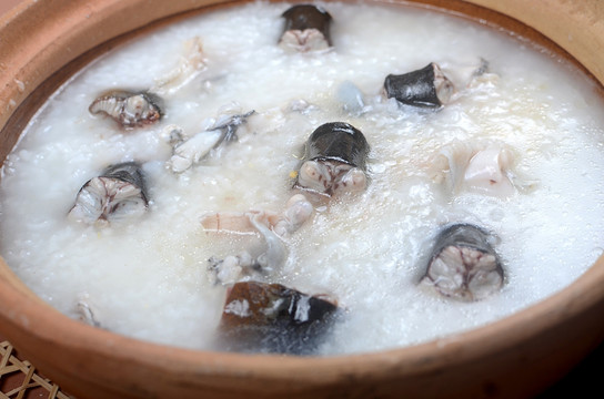 砂锅黄鳝粥