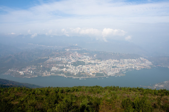 巫山县城全貌