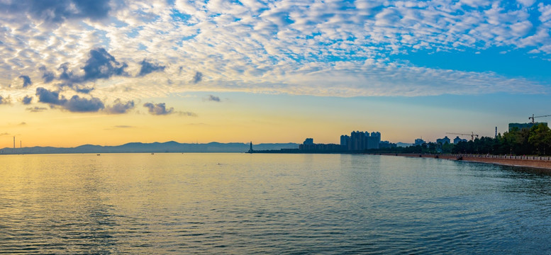 威海湾晨曦