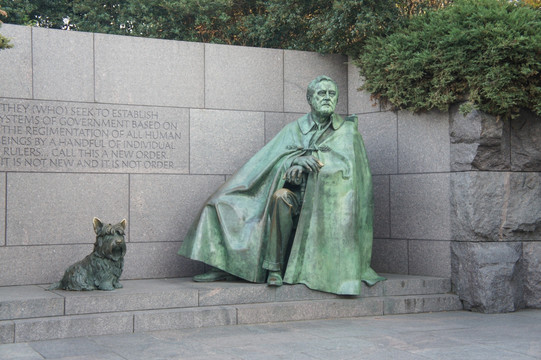 美国总统罗斯福雕像