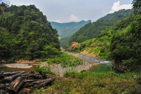 山间人家