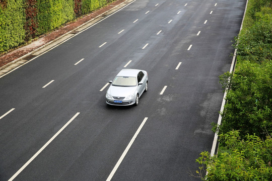 道路