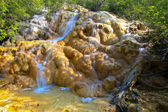 黄龙风景区 地表钙华景观