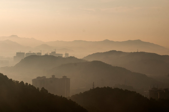 晨曦 云海 群山连绵 霞光万道