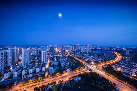 航拍来宾市区夜景