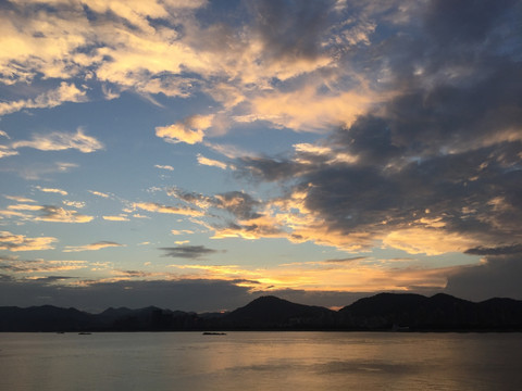 云彩 晚霞
