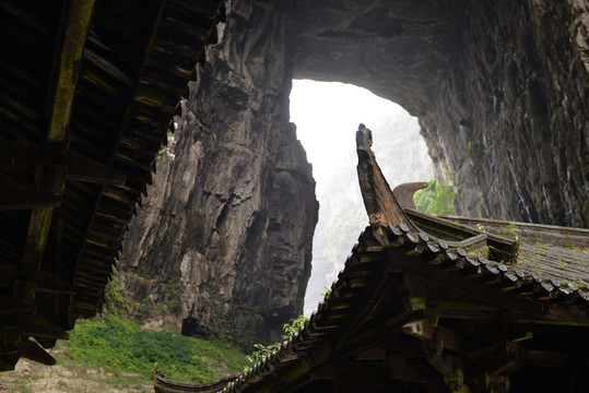 古建筑屋檐斗拱