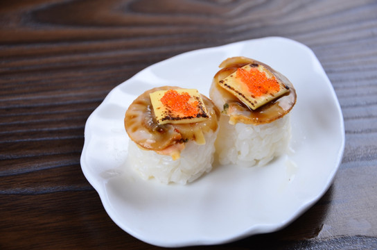 帆立贝寿司