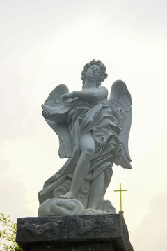 天使汉白玉塑像