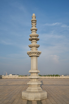 寺庙石塔