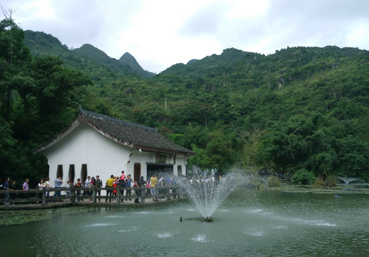 黄果树天星湖景区