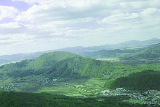 帽儿山群山