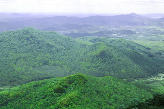 帽儿山群山