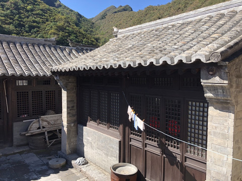 屋檐