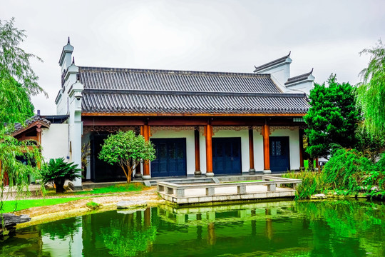 湖畔风景