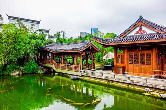湖畔风景