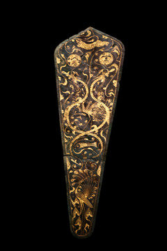 西汉海昏侯文物展凤纹的青铜当卢