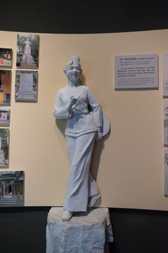 刘三姐雕像