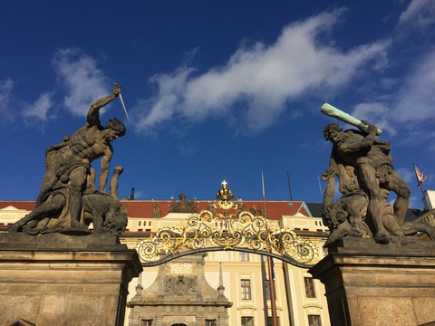 布拉格城堡巨人门