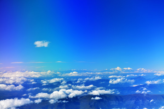 航拍 山脉云海